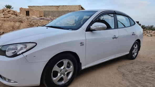 سلام عليكم. النترا. ادوات متومه💬
2010.  
سياره جاهزه كهربائيات شغاله
سياره جاهزه من كلشي احله من صور.
سعر 46 وبيه مجال
مكانه الانبار حديثه 
 ***********
