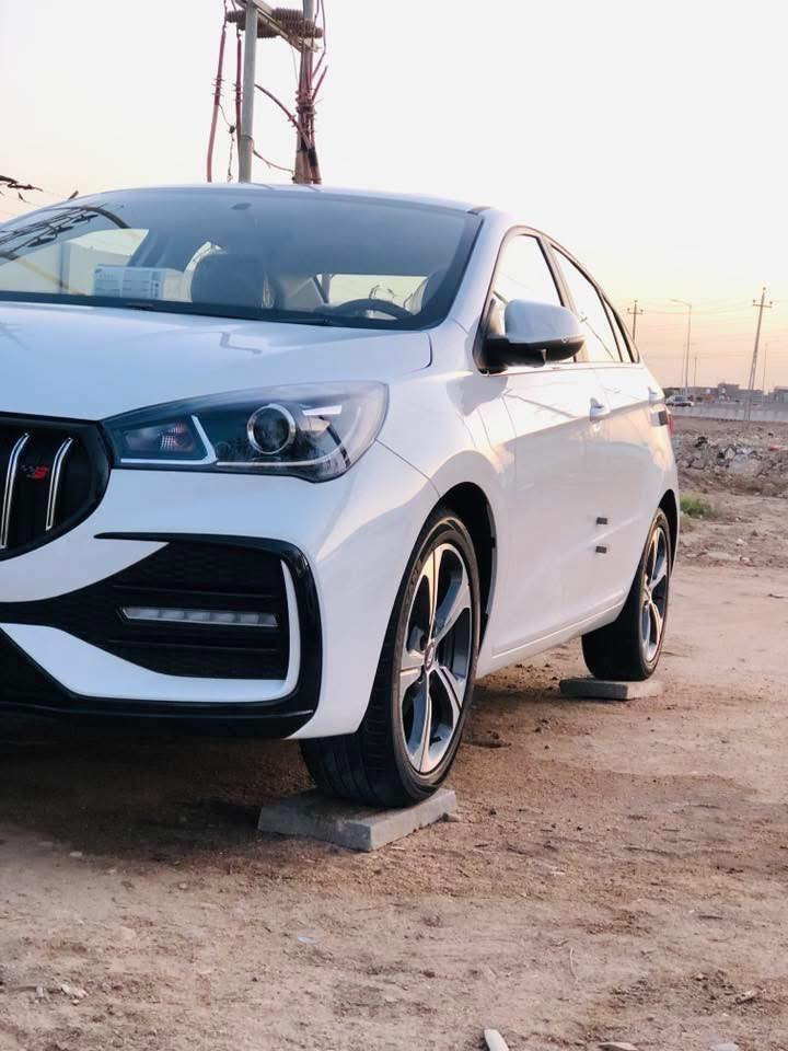 سلام عليكم شيري اريزو 5 للبيع موديل 2025 ماشيه 30 الف كفاله عامه عده باب العبري الخلفي بدون تصليح سنويه 2030 باسم عمي مشروع وطني مداور ثاني يوم حره سعر112وبيه مجال عنوان ميسان العماره رقم الهاتف***********
