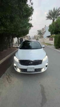 للبيع سورنتو 2018 شكل ال 20 خليجي  فول مواصفات 1/1  6سلندر  كير 8سرعات...