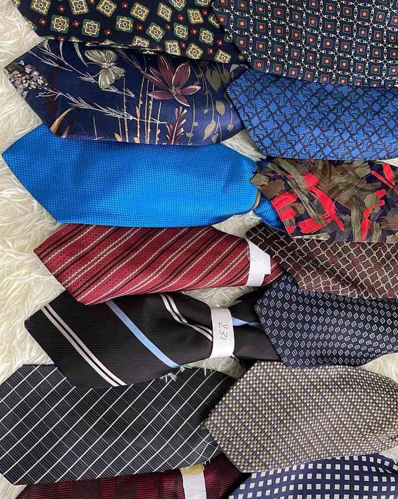 👔✨ أناقة الرجل تبدي من ربطة العنق 👔
أربطة رجالية فخمة
ستايل رسمي وكلاسيك وعصري بنفس الوقت 😎
للمناسبات ✨
للدوام ✨
للعرسان ✨
تفاصيل مرتبة، ألوان راقية، خامة تبين الهيبة من أول نظرة 🔥
إذا تريد تكمل طلتك وتخلي حضورك مختلف…
ربطة العنق الصح تصنع الفرق 👌
نظافة %100

اي قطعة ب 3000 دينار 
سوي سكرين ودزلي على الصفحة👇🏻
عالم الاربطة الرجالية 
 
الكمية محدودة والحجز عالخاص 📩
#ربطات_رجالية #أناقة_رجل #ستايل #موضة_رجالية #اطلالة_رسمية


**إذا كنت صاحب هذا الإعلان وتريد حذفه لأي سبب، رجاءا أرسل رسالة إلى الدعم الفني**