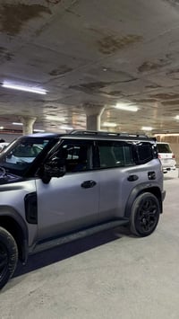 من رخصة الادمن  للبيع جيتور تي تو رصاصي طافي  داخل زيتوني  بعدهه ماشاء...