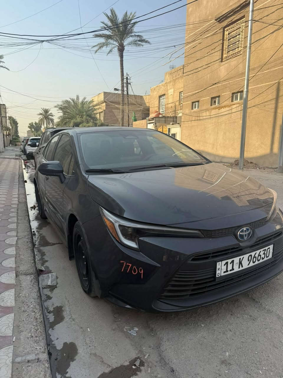 للبيع كورلا مديل 23 LEياباني هايبرد حادث باب السايق فقط ونفسه معمر لون سمنتي السياره اني مستوردها السعر 162 وبيه مجال ***********
