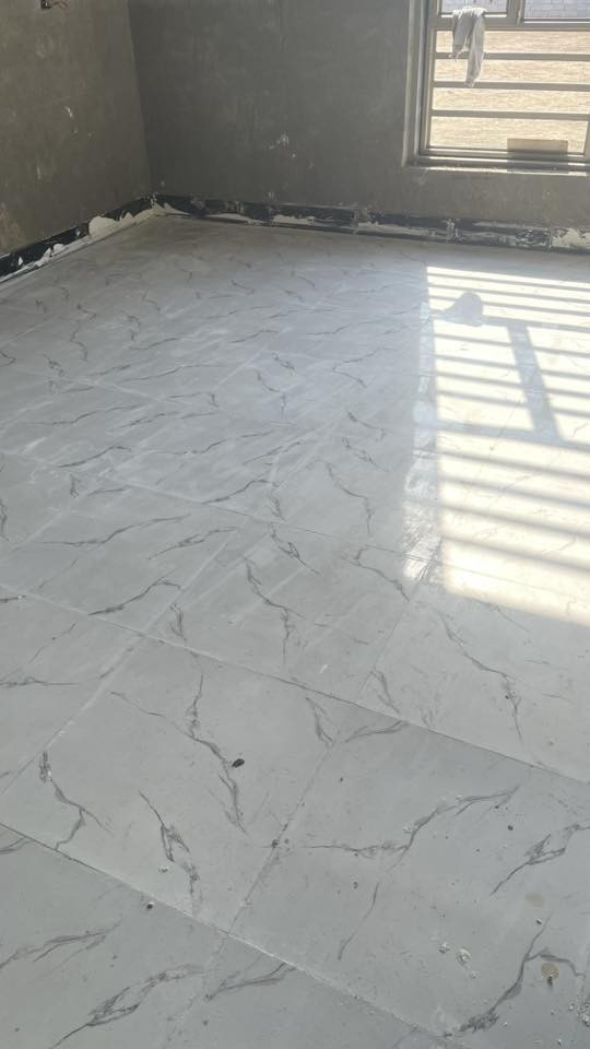 السلام عليكم خلفه سيراميك وارضيات متفرغ حالين
وبطريقك صعد المنشور رزق ناس على ناس والكل على الله ***********وجزاكم الله خير جزاء
