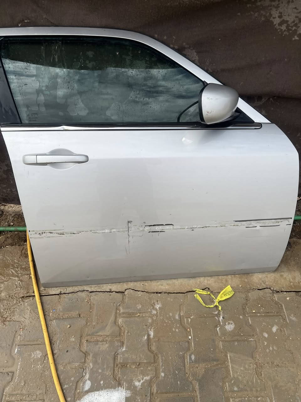 ‏باب أوباما للبيع كامل كله هو وأغراضه 90 بي مجال   ***********
