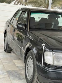 مرسيدس • ١٩٩٠ • رقم نجف