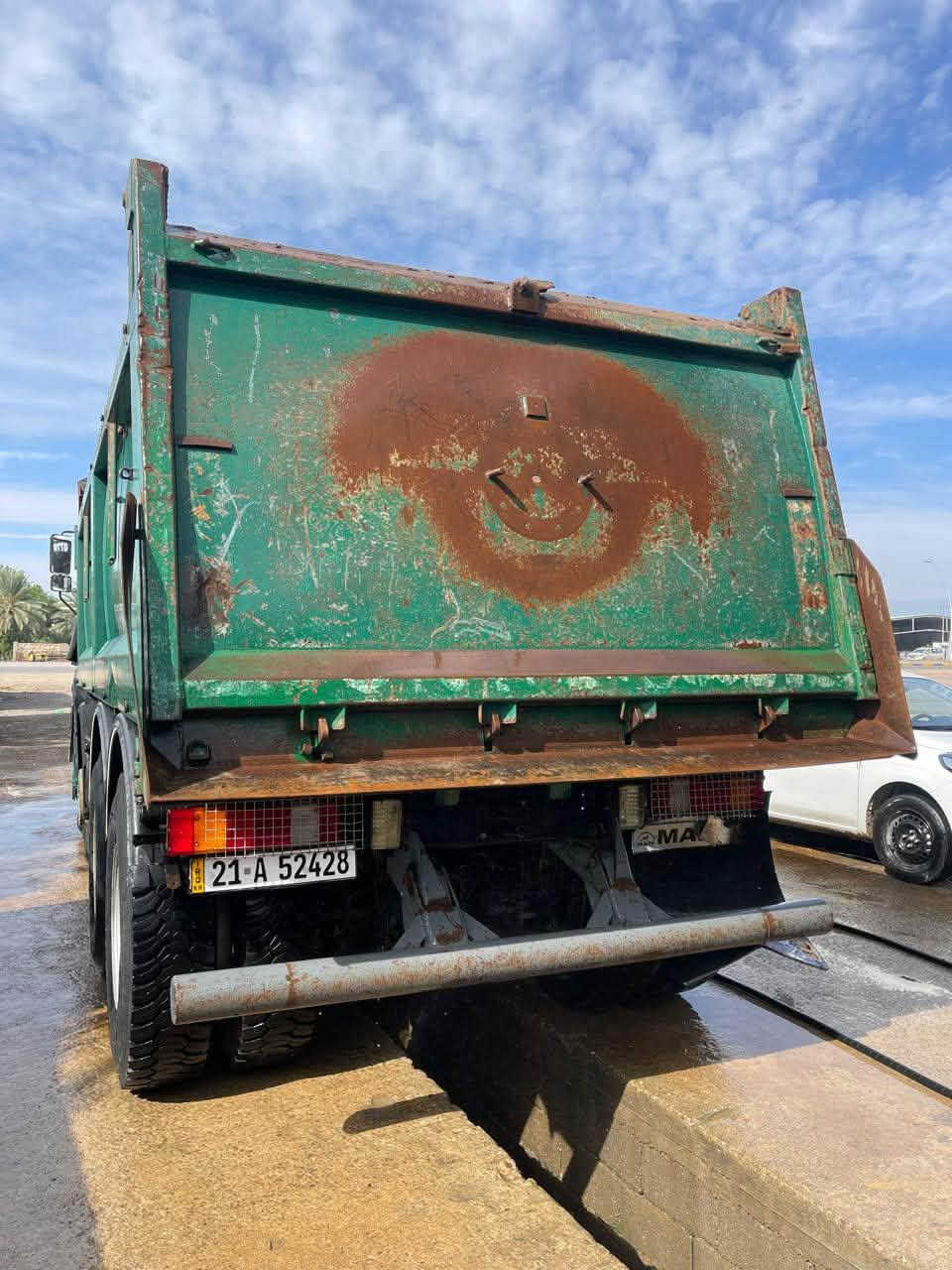 للبيع فقط
موديل 2000 مجموعة جي اف محرك 414 رقم سليمانية جديد  تحويل مباشر 

للاستفسار ***********
