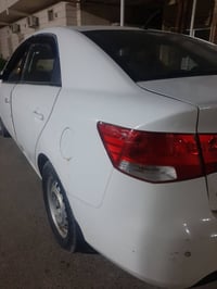 سيراتو موديل 2010 رقم بصره بسمي تبريد كمريسر عاطل بيه باب بي شويه خياس...