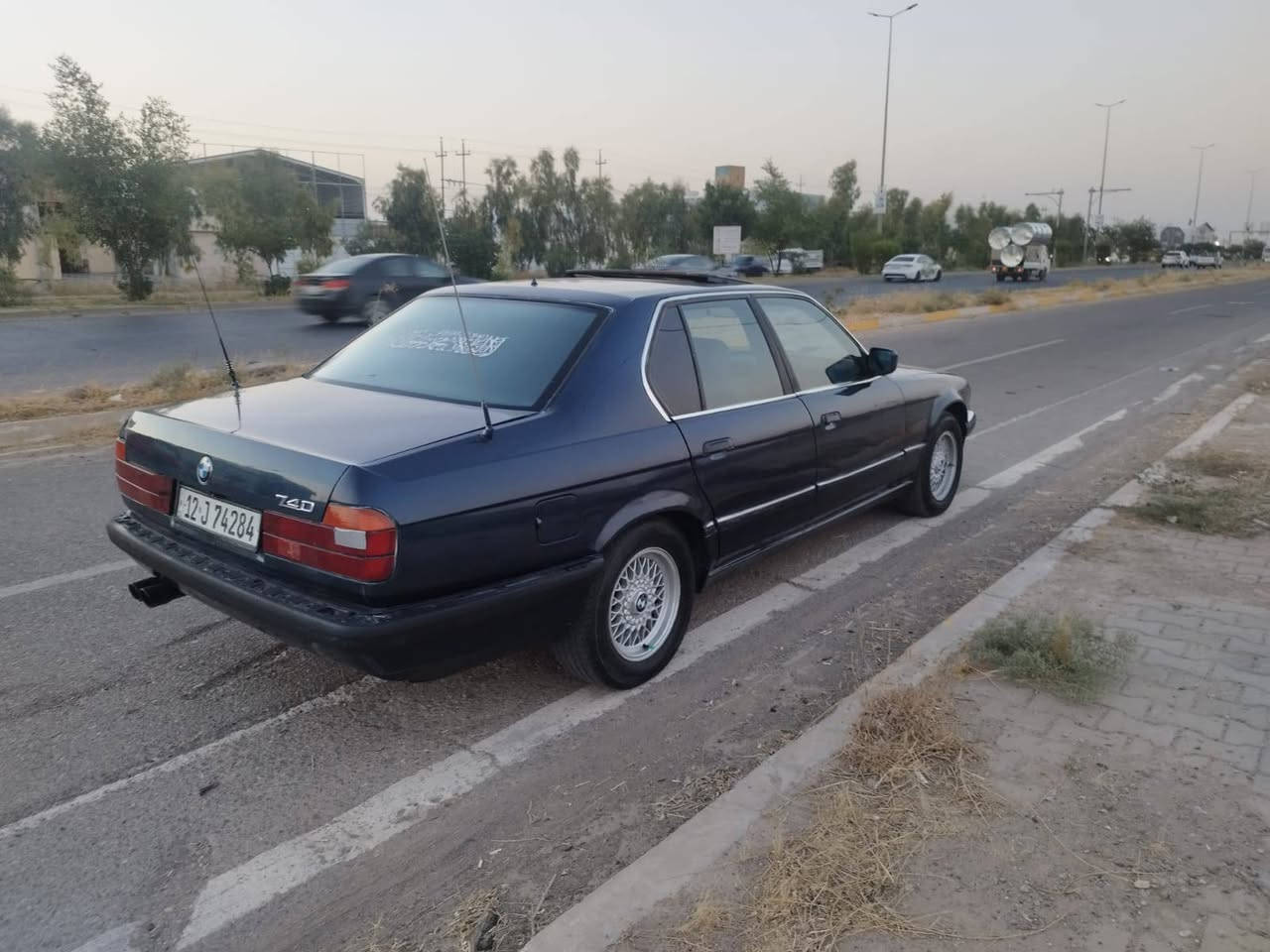 السلام عليكم بي ام 730 V8 اصل وفصل V8 رقم نينوى انگليزي سنويه جديد گير عادي تبريد ثلج سيارة بدون حادث شرط صبغ جمالية موديل 93 شرط كهربائيات كلها شغالة تخم تاير جديد تريد تحويل تريد وكالة شرط محرك لوك بلادي گير عادي سيارة ترايها يخبل السعر 55 بطاقة بانزين بيها مكان السيارة كركوك رقم مبايل***********
