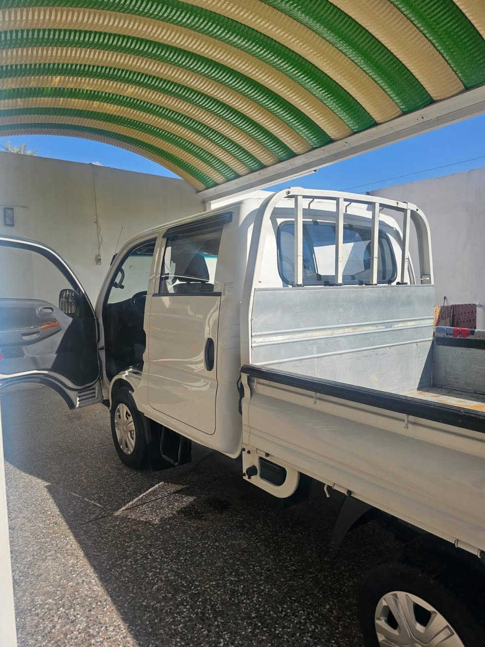 كيه دبل موديل ٢٠ ادبلو مكفول كفاله عامه علئ السونار
المكان بغداد طريق السياحي مكلف بل النشر *********** تحويل مباشر
