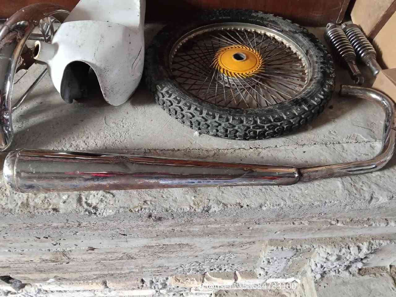 سلام عليكم غراض ايراني لبيع مكاني بغداد حسينيه مال راشديه تريد شي علق واني اطبلك خاص السعار مابيهن مجال/(صلنصه كاتم ب10(ويل امامي هوه وتاير نضيف ب15)جاملغات واحد ب4(سيبايه ب5(ستيرنات الواحد ب2(كابريتر مامستخدمه حجم150سعرها 13)ولتانكي ب5(لدبلات ب5


**إذا كنت صاحب هذا الإعلان وتريد حذفه لأي سبب، رجاءا أرسل رسالة إلى الدعم الفني**