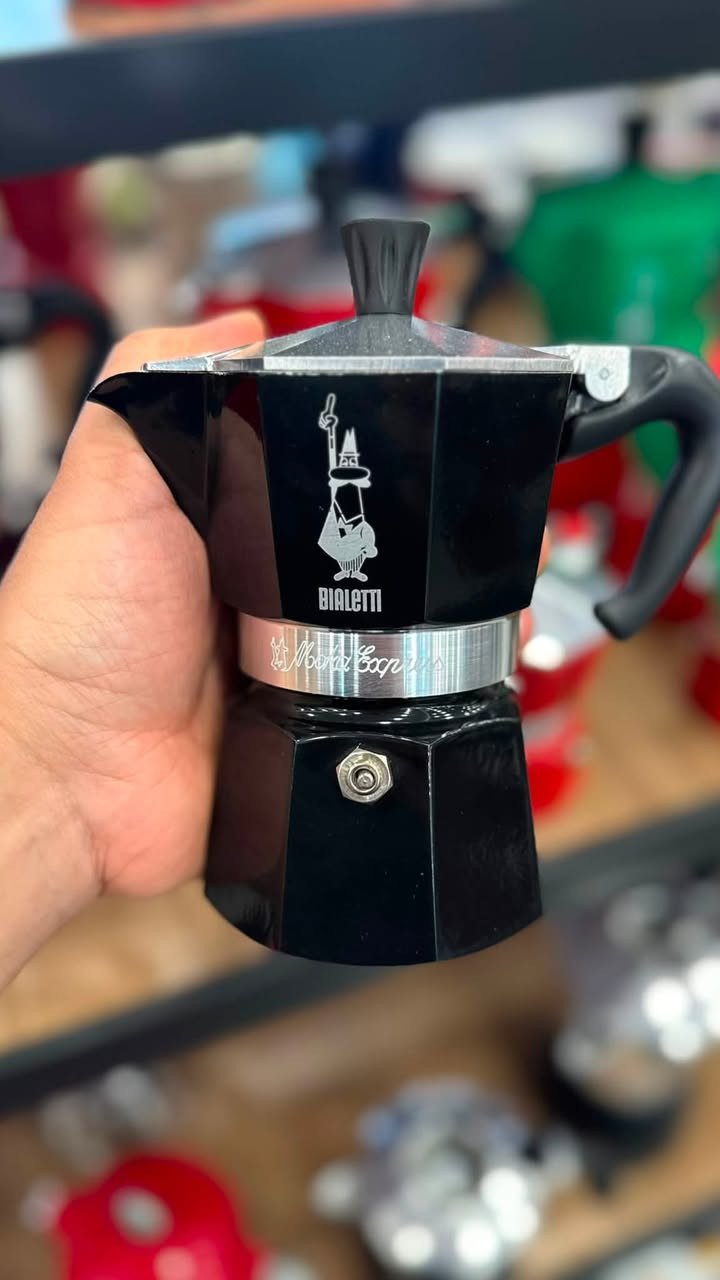 موكا بوت بياليتي ايطالي 🇮🇹
 من حجم كوب واحد لغاية تسعة اكواب ☕️ 
توصيل لجميع المحافظات ✅


**إذا كنت صاحب هذا الإعلان وتريد حذفه لأي سبب، رجاءا أرسل رسالة إلى الدعم الفني**