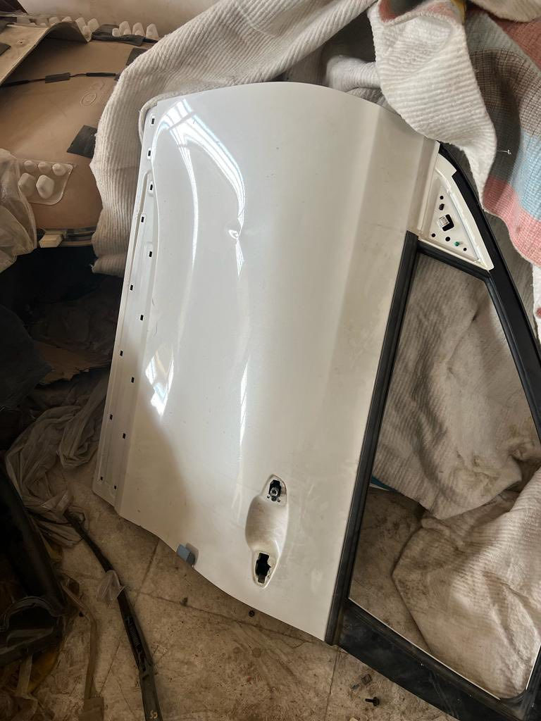 ﷽
محل عادل 
قطع غيار السيارات الكوري 
الورادي💯خليجي 💯أمريكي💯 هندي 💯تجميع صيني 
بغداد شارع النضال مقابل وزارة الصناعه والمعادن
📞 ***********
📞***********
