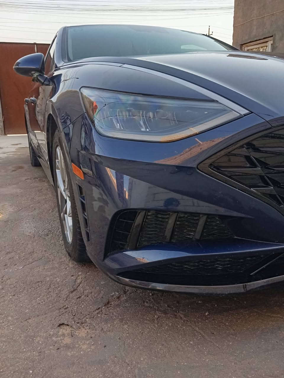 سلام عليكم
للبيع سوناتا 2021وارد امريكي 

ماشيه 100فقط استخدام شخصي

سياره فول مواصفات بصمه شاشه رادارات حساسات اشاير بالمري توقف ذاتي سائد بريك بصمه قياده ذاتيه وبعد مواصفات 

مكينه 2500

بيها تبديل باب فقط والباقي كفاله 

معوقين ذي قار بسم اخوي 

مكان ناصريه 

سعر 175

***********
