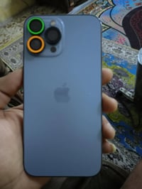 ١٣ برو ماكس ذاكره ٢٥٦ بطاريه ٨٣ لون بحري الجهاز مبدل بي بس ايسي الباقي...