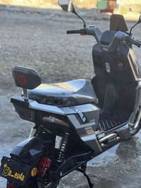 دراجة تايلج T73 6 بطاريات 35 أمبير ملف 2000W دراجة نظيفة استعمال 2 اشه...