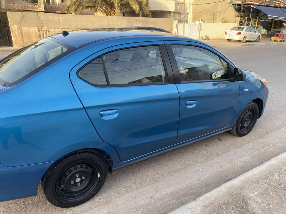 سلام عليكم
ميراج G4  2021
محرك 1200
كير اوتو
جام اوتو
رادار
شاشه كار بلي
كامره
تحكم استيرن
كروس سرعه
سياره جديده  داخل وخارج
صبغ 3 قطع بدون ايرباك 
رقم وهزه وسنويه كله جديد
سياره لوك وشرط الفحص 
السعر 92$
***********
مكاني بغداد حي الجامعه
