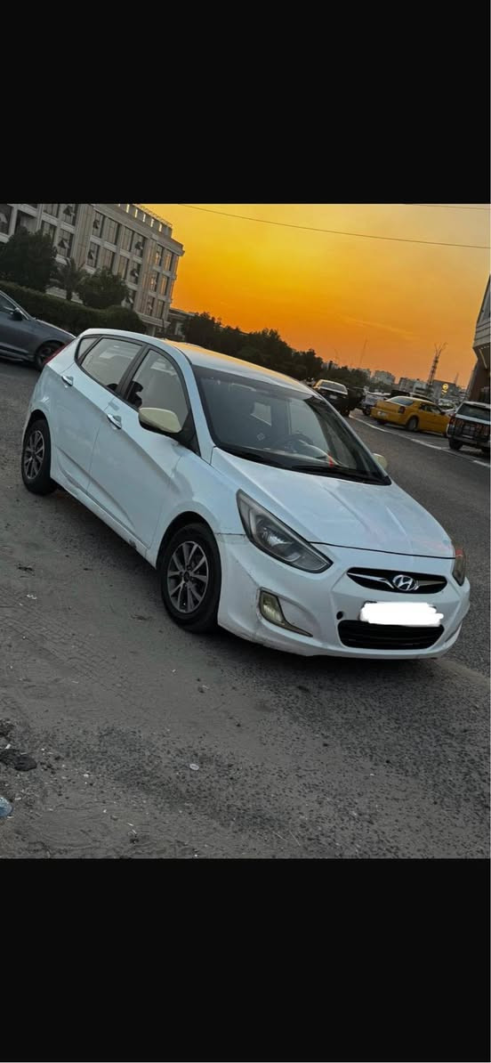 أكسنت موديل ٢٠١٥
رقم ذي قار
حداديه تبريد تخم تاير
سياره ارد أمريكي
بيها جاملق وبنيد
السعر ٨٥$وبيها مجال
العنوان البصره
الرقم ***********
