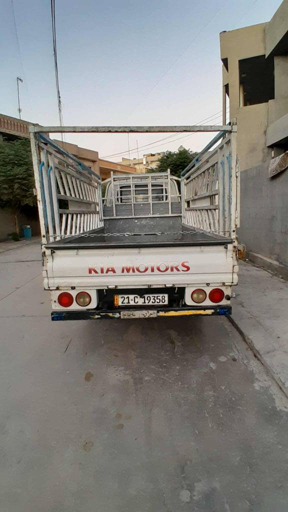 ***********
کیا مۆدێل ٢٠١٢
مکینە ٤٠٠٠
سەنەوی و هەزەی نوێ 
زەریبەی دراوە 
٦تایەی نوێی بۆبەستراوە
ناونیشان. تەق تەق
بۆزانیاری زیاتر تیل بکەن*********** كويسينجاك, أربيل
