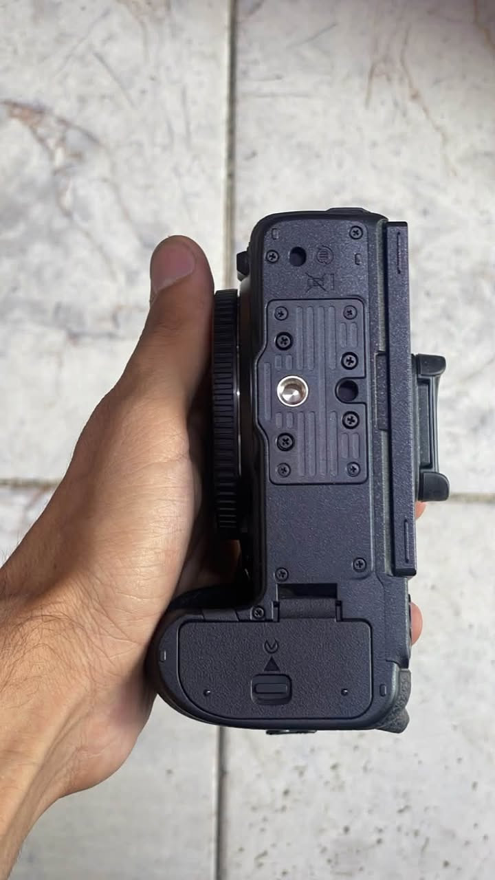 بس بدي للبيع z6II

شتر 23 الف 

لغة عربية كارتونه و ملحقات كامله 

مكاني بغداد البنوك لايوجد توصيل 
***********
