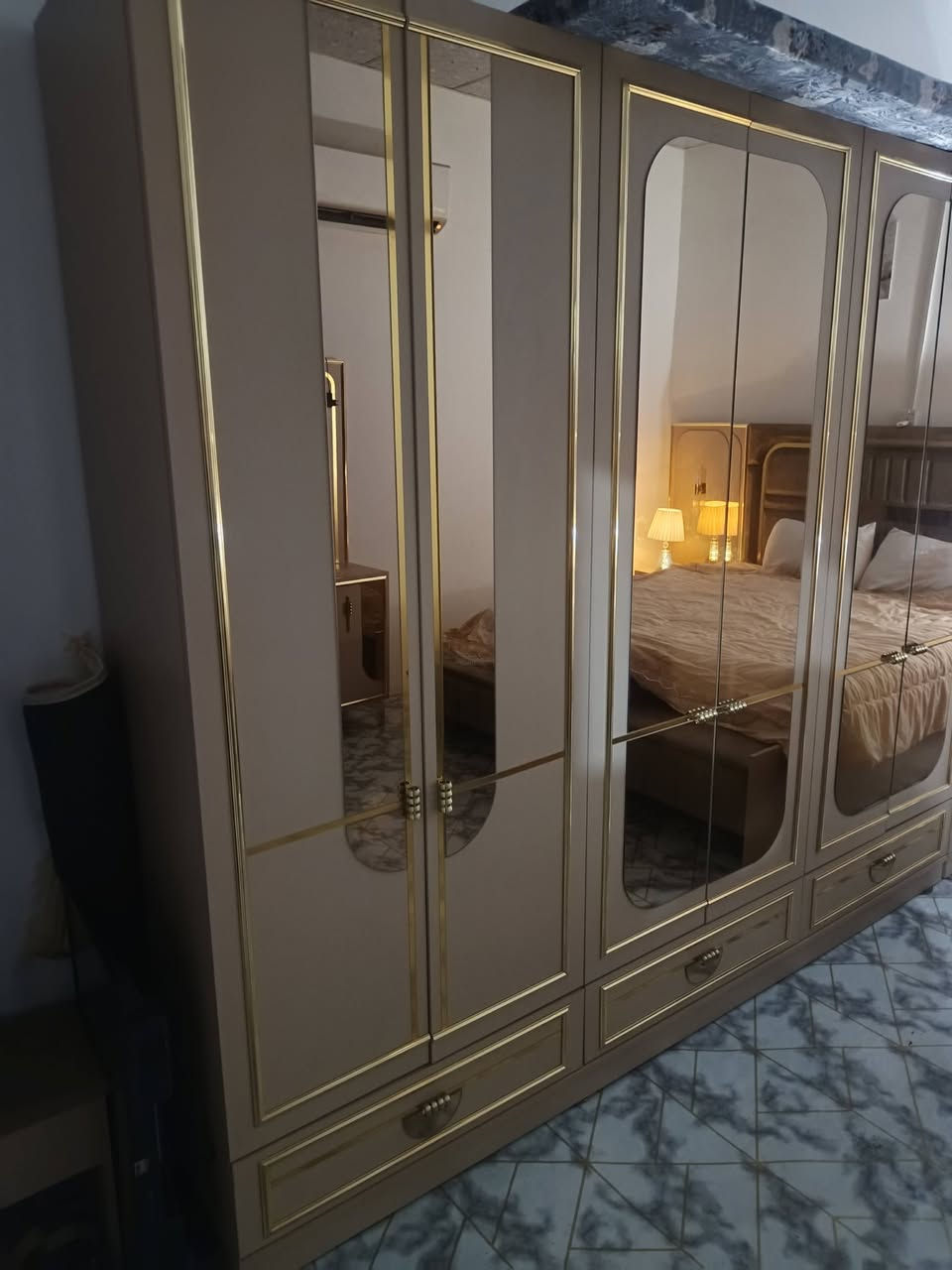غرف نوم تركي ٨ قطع  أخت الجديده
***********
