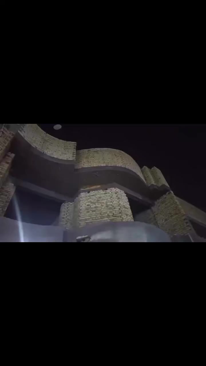 🔴دار للبيع ١٥٠ م طابقين ٣ غرف نوم حي ابو جوعانه الزراعي نهاية شارع هدايانا الغرفتين في الطابق الثاني بحاجه الى لبخ وارضيه ويمكن شراء الدار بعد اكمال الباقي من قبل صاحب الدار للاستفسار الاتصال بالارقام***********
***********
