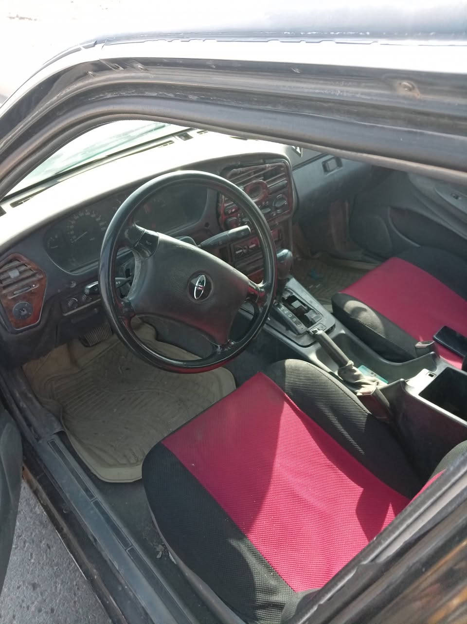 السلام عليكم برنس مسكر جاهزه السياره شغاله السعر 26 بها مجال بسيط مكاني زعفرانيه ***********
