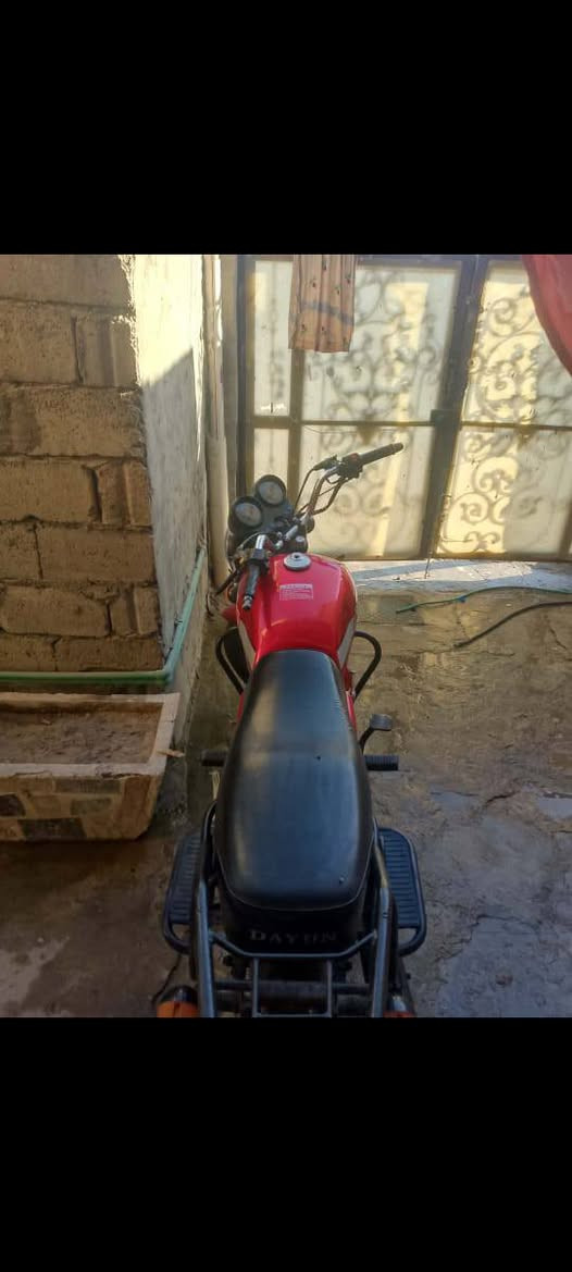 مكلف بلنشر رقم المالك وتصل 
***********
