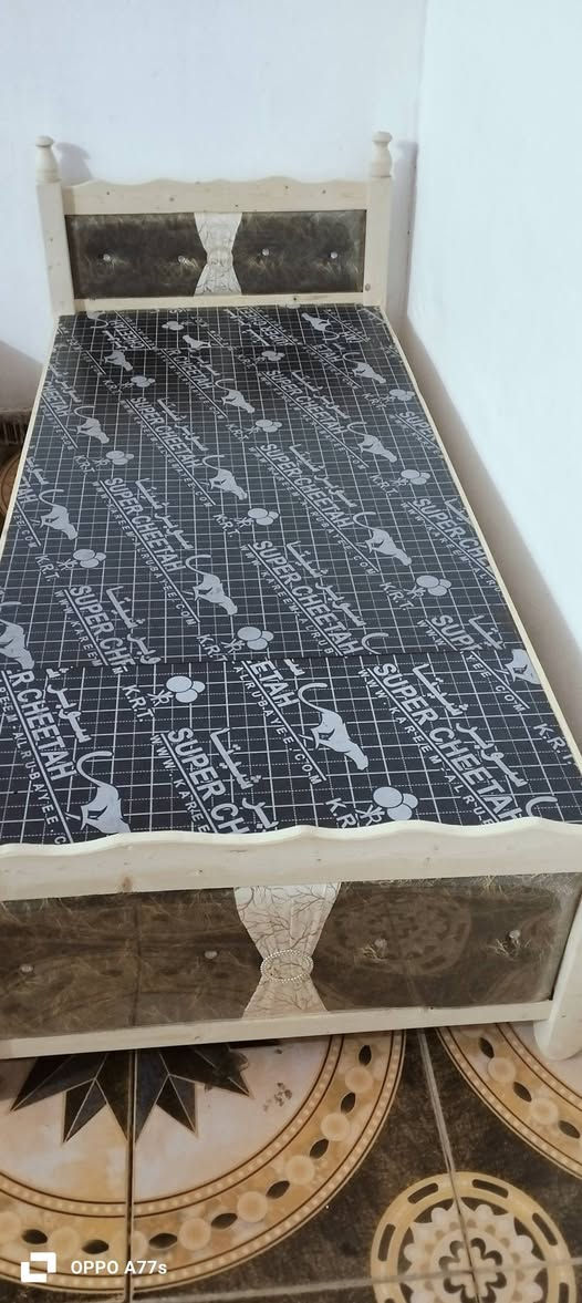 جربايتين ام النفر تنطبك اصير جرباية نفرين استندر العرض الجرباية 90الطول متر و90الوحدة ب50ام الكبر ولغزلان بغداد ***********الله شاهد الي ياخذهن ميخسر تحمل وزن 150كيلو
