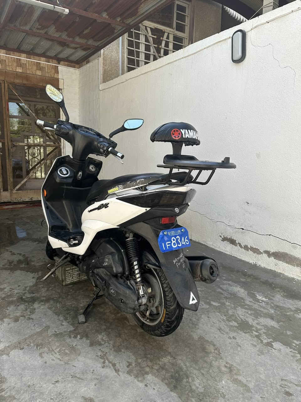 السلام عليكم اخوان دراجه للبيع سكنس لد ياباني قبق نفخ ستان حساس 
2018 دراجة نظيفة مكينه مامفتوحة ودراجة صافيه 
سعرها مليون و50 وبيها مجال 
مكاني بغداد الشعب 
***********
