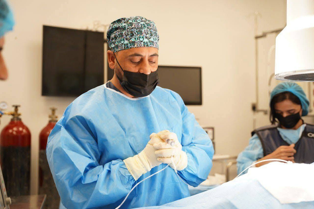 عياده الدكتور 
غسان فارس الجميلي 
اختصاص دقيق طب الألم التداخلي
علاج كافه الالام المزمنه الناتجه عن الانزلاق الغضروفي القطني والعنقي وبدون شق جراحي وبواسطه التردد الحراري النابض وبدلاله السونار وبالتخدير الموضعي 
علاج الام سوفان الركبه وحقن الركبه بالبلازما وبدلاله السونار والتخدير الموضعي 
علاج الام الكتف المزمنه 
إجراء كافه تداخلات طب الألم يتم بدلالة جهاز السونار وبالتخدير الموضعي 

تحفيز الأعصاب المحيطيه وبتقنيه التردد النابض وبدلاله جهاز السونار 

تداخلاتنا لا تحتاج إلى رقود في المستشفى ويستطيع المريض ممارسه حياته الطبيعيه وبنفس اليوم وبدون شق جراحي 

العنوان 
تكريت شارع الأطباء مجمع الحرير الطبي
ايام الدوام في العياده السبت الاثنين الثلاثاء 
للحجز مراسله الصفحه او الاتصال برقم الحجز 
***********

يرجى الحجز المسبق لطفا

تمنياتنا لكم بدوام الصحه والسلامة
