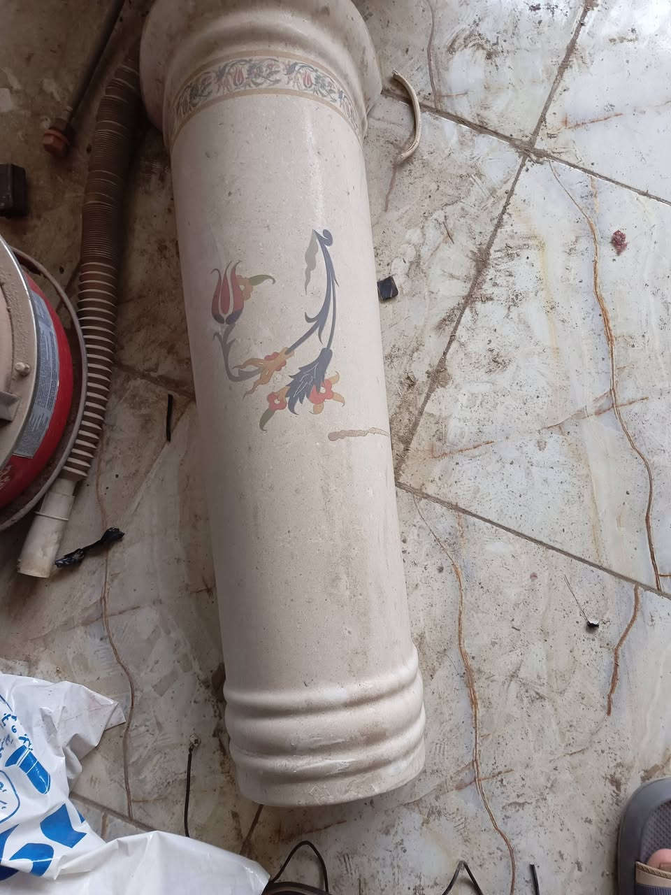 السلام عليكم مغسله حجم صغير مال مكانات ضيقه  سعره مع البوري25 الف جديده،/كوسره بارك سايد مال باله تشتغل بس اتراوح سعره 30وبيه مجال، الكوسره ولديل بيهن عطل ثنينهن 25 وبيهن مجال للعلم يشتغلن بس بيهم عطل ***********
