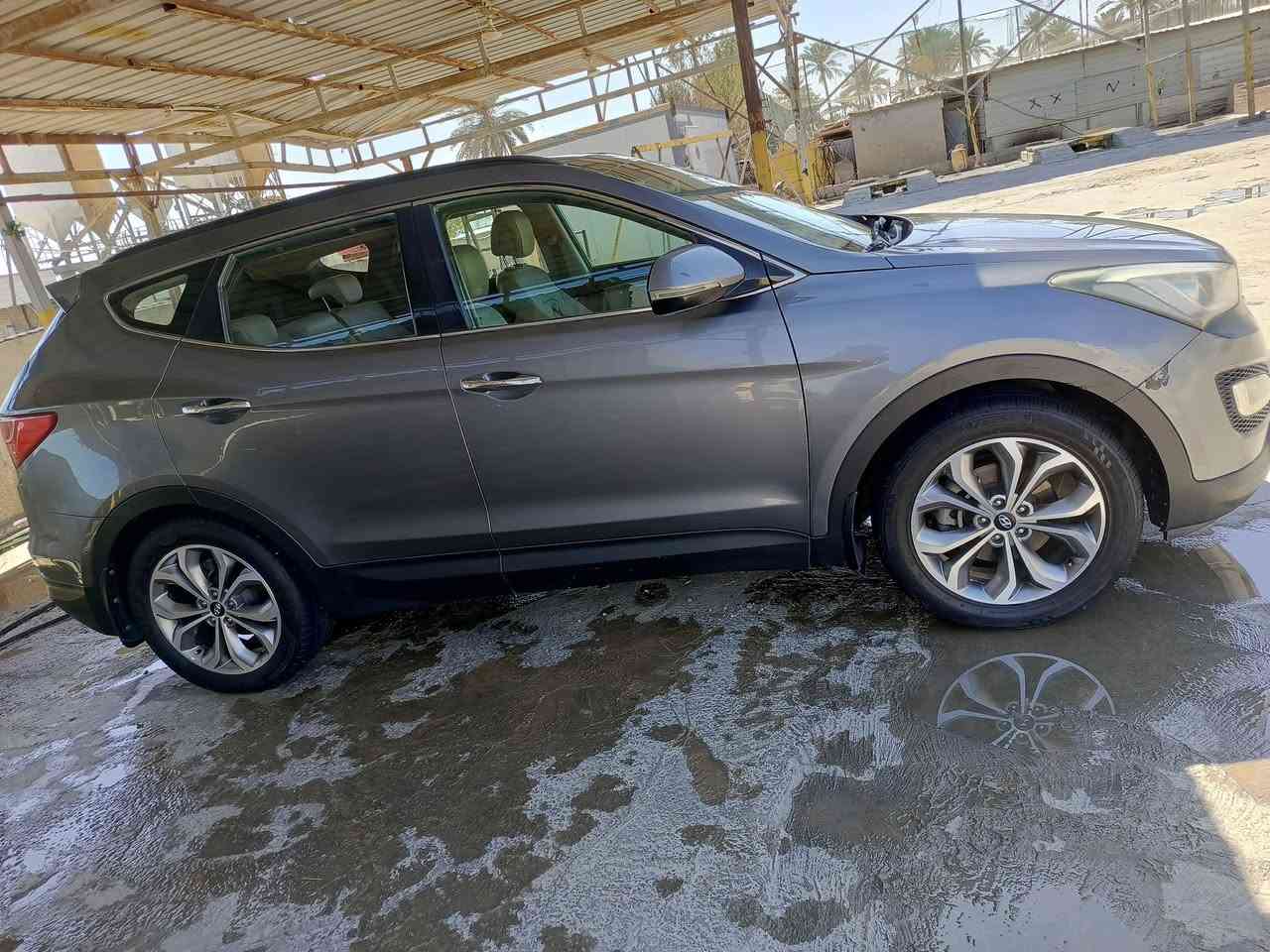 اسلام عليكم للبيع سنتافي مديل 16 خليجي فول مواصفات من عده البصمه محرك ستة سلندر مكفولة كفاله عامه صبغ تبديل كله كفالة ولسونار موجود بيها بارد فقط موضح بالصورة السياره بسم شركة رقم اربيل صاقط الشراي يخابر واني خادم الطيبين العنوان كربلاء طويريج  ***********
