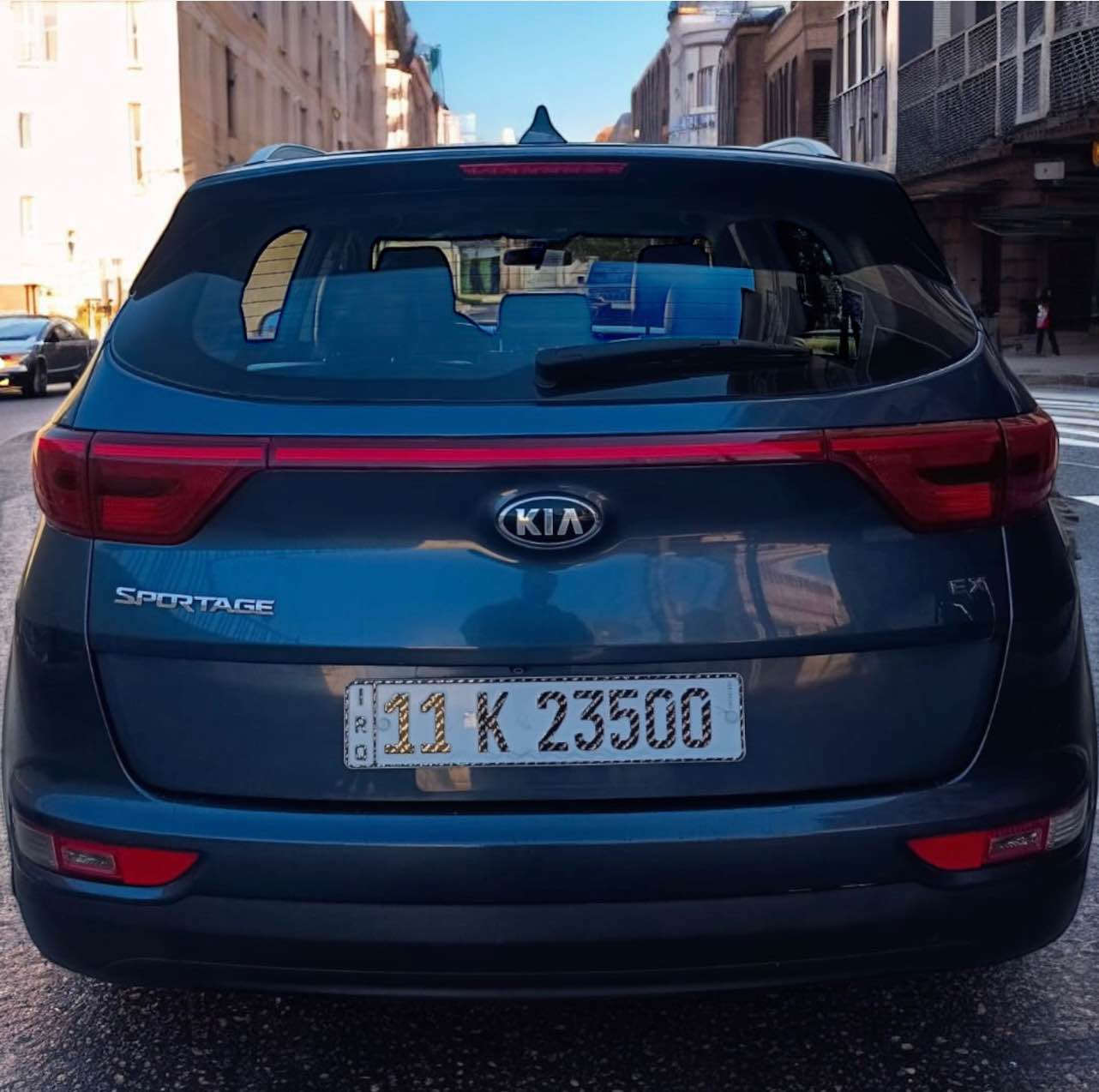 السلام عليكم جميعاً 
كيا سبورتج ازرق فيلي فول مواصفات رقم بغداد الجديد 
مكفوله من الصبغ ولحادث بس الدعاميه حادثه السعر 147 
بيه منضومة غاز جديده صدر جديد تخم تاير بصمه تشغيل كشنات كهرباء تدفئه ***********
ملاحضه شرط التحويل ضروري
خاص مامتواجد مكلف بلنشر بغداد, العراق
