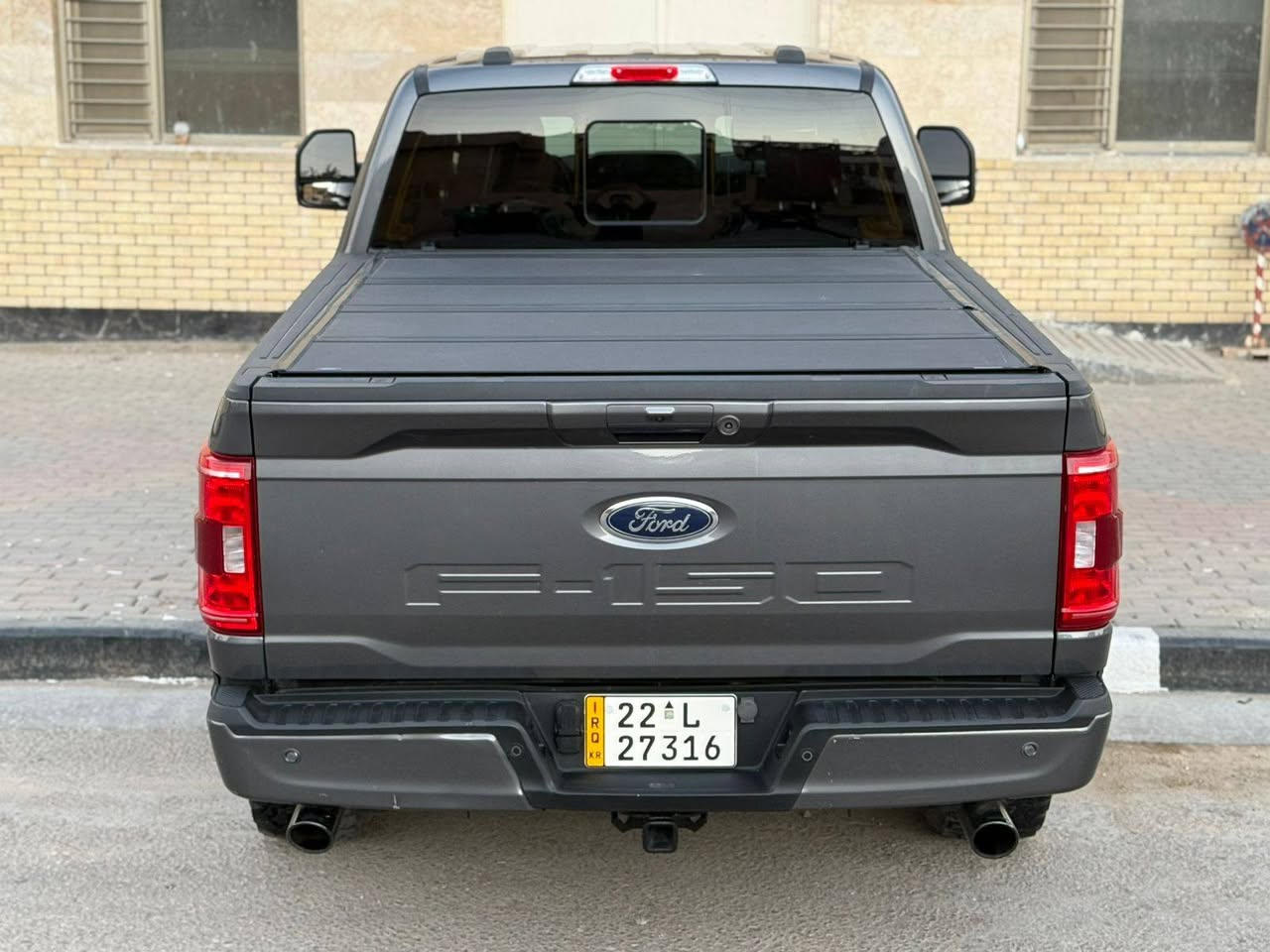 للبيع فورد f150. موديل 23 فئه FXR  مكينه ٨سلندر 5.0 ماشيه 8 الاف كيلو   دخول جديد رقم  اربيل بسمي تحويل  السياره معدله ومزوده من امريكا سستم كزوز من امريكا وتعديل ترفيع مكينه مزوده وضعيات قياده صوت كزوز رعب السياره فول داخل كير 10نمر مكينه 8سلندر كير طرح شاشه جبيره تدفئه كشنات مختمه بالكامل شعار ال FXR كشنات جلد تشغيل عن بعد سياقه اليه اوتو ستوب اوتو هولد رادارات جانبيه وخلفيه واماميه تحديد مسار فور ويل وسنكل وبعد بيهة هواي مواصفات للاستفسار *********** السعر  307$   وبيهة مجال حك الجيه السياره حيل جديده حادثهة جاملغ امامي وباب السايق دواخل مكفولات مكانهة كربلاء  ً الشراي يخابر .
