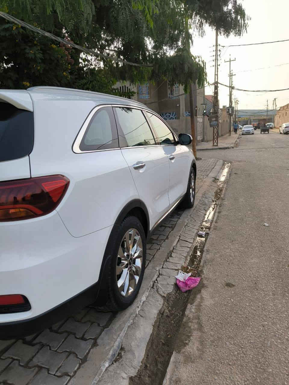 سلام عليكم من رخصه مدير الكروب سورنتو 2020للبيع السياره مو اليه الصاحبي عارضه 260مكفول رقم صاحب السياره ***********
