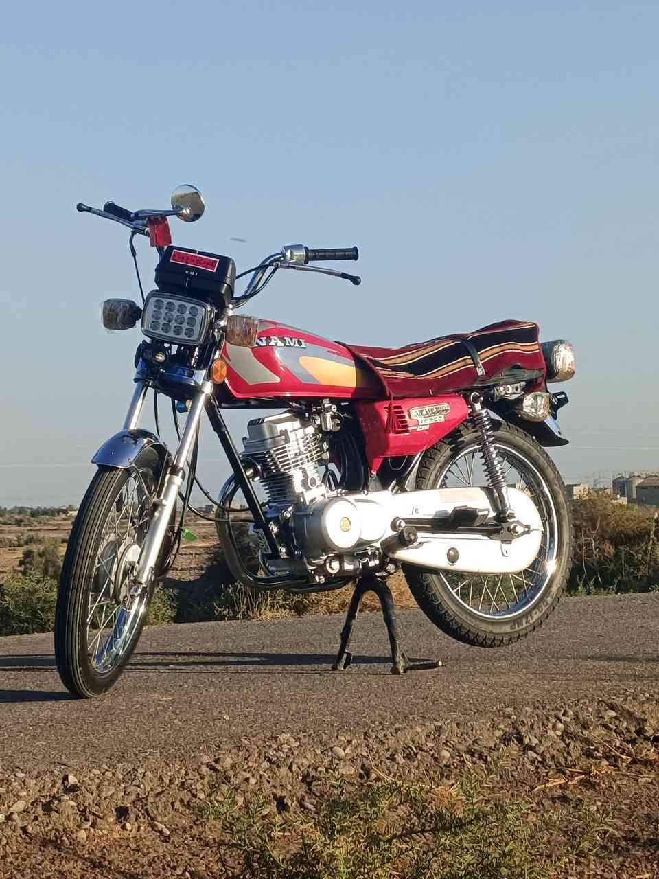 عمي السلام عليكم دراجه لبيع كلك  بدون وراق دراجه نضيفه مثل بل صوره وحله ب800 وبيه مجال لطيبين رحمه لهلك لي ما يشتري  لا يراسل *********** مكاني عماره نهر سعد
