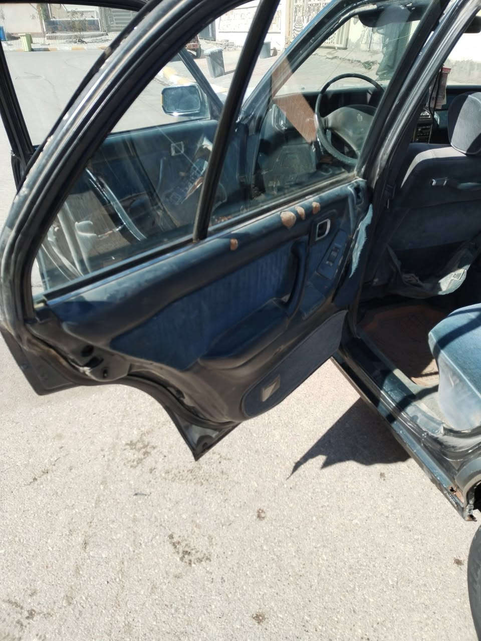 سياره أرنب لبيع
موديل 1994
محرك 2500
40$  وبيها مجال قليل
