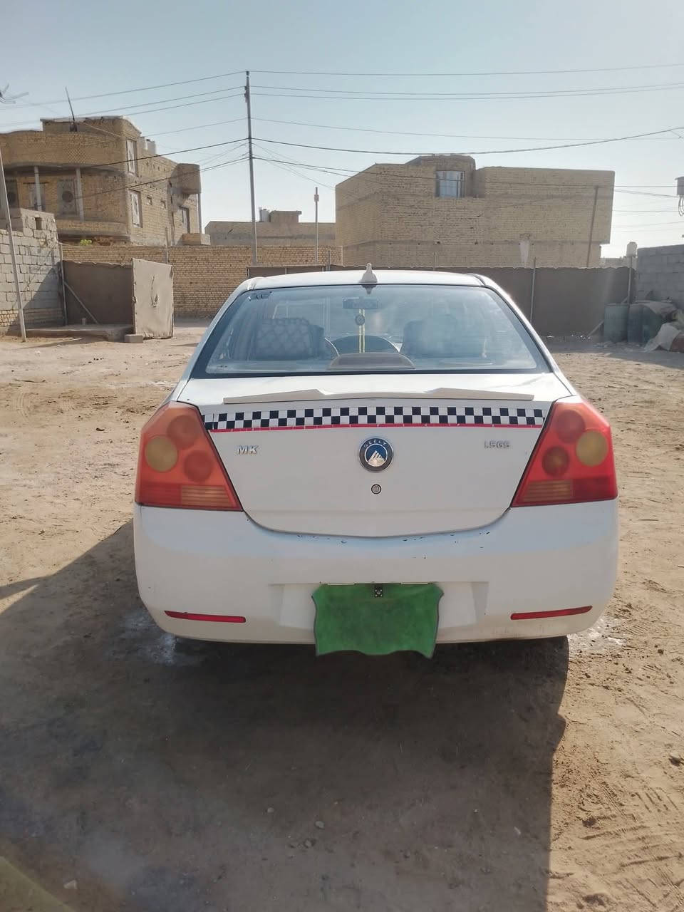 جيلي أم كي موديل 12 ذي قار سنويه لغاية 28 محرك كورلا 1800كيربلاد مكفول كهربائيات كلها شغاله تخم تاير حداديه الورى جديدة الأماميه 80/100بدي برانكيت مكفول فقط خياسات بسيطه بالهلالات التبريد شرط بس غاز مكان السياره ناصريه المركز السعر 33 //***********بيه واتساب
