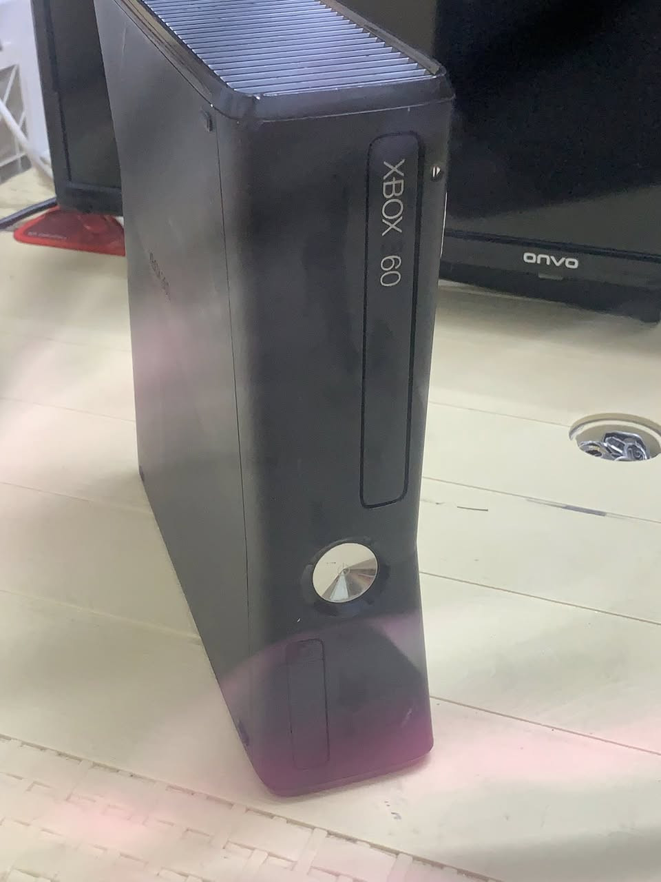 Xbox 360 للبيع
• 2 يد تحكم

• 30 لعبة

• الجهاز ‏نظيف 100/90 ‏

•‏مكاني موصل

السعر وبي مجال ￼115

‏العب:

Call of duty modern warfare 4

Advanced warfare

Call of duty black ops 1-2

Condemned 2

Contrast

Crash of the titans

DOA5 ultimate

Fifa 19

Forza horizon 2

Gta 5

How to survive

İnactive

Lego star wars

Minecraft

Pes 20

Red dead redemption

‏وباقي


**إذا كنت صاحب هذا الإعلان وتريد حذفه لأي سبب، رجاءا أرسل رسالة إلى الدعم الفني**