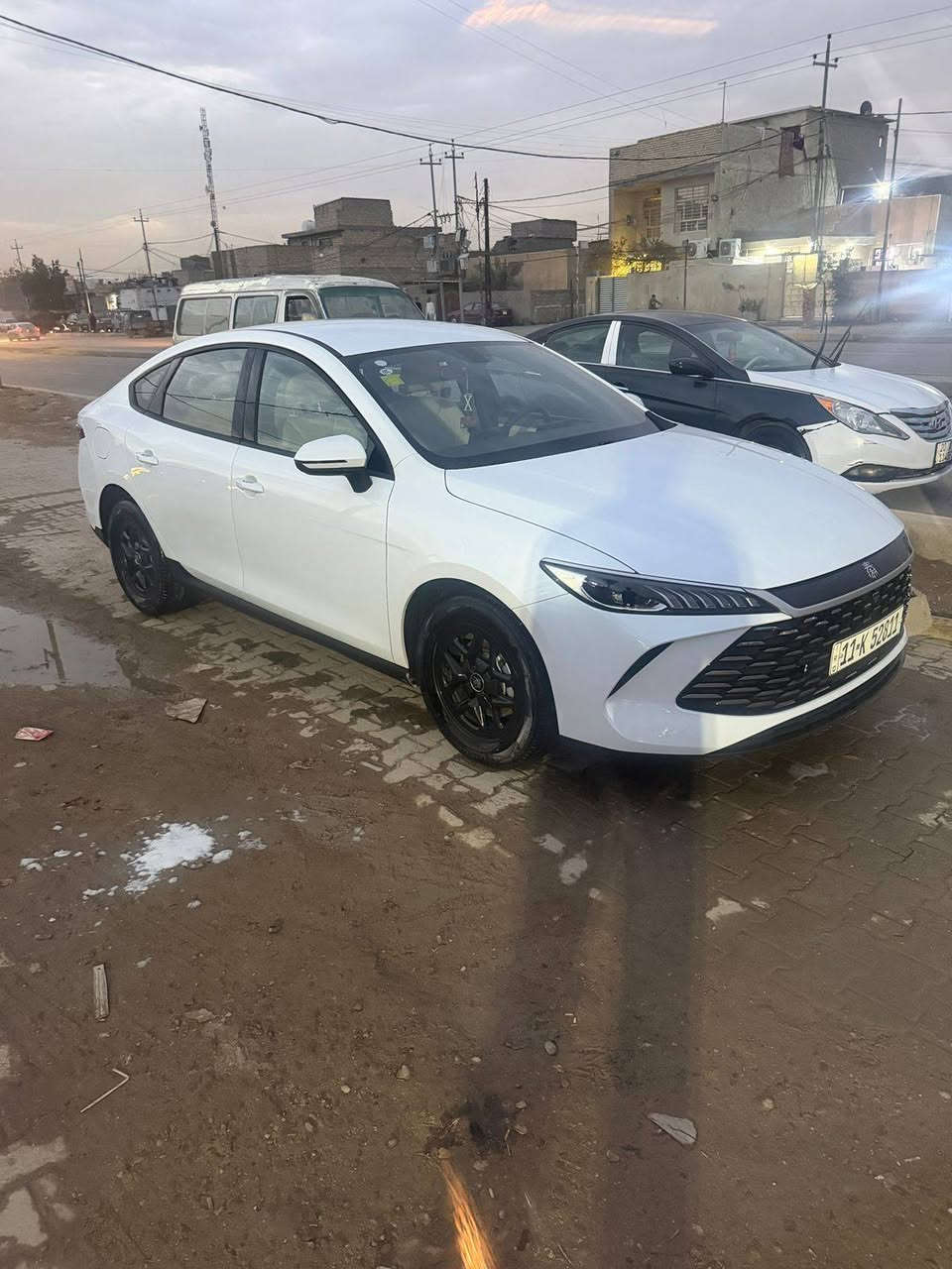 بي واي دي كين بلص
ماشية ١٤ الف سيارة على وضع الوكالة
مكفولة كفالة عامة
مكاني بغداد
السعر ١٨ ميليون
***********
