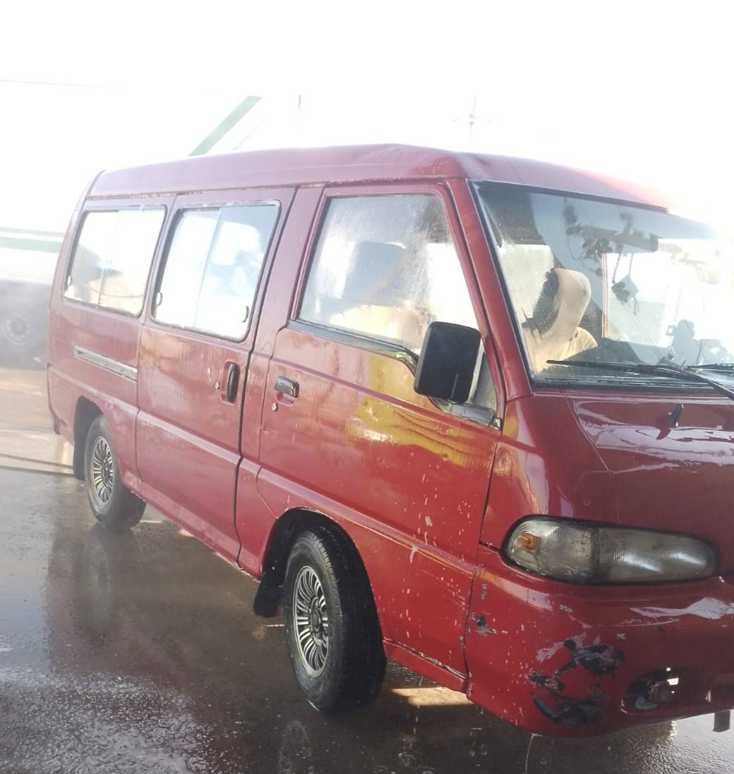 للبيع موديل 1998  ارم بلاستيك سليمانيه
كير و محرك شرط 
داخل نظيف تايرات جديد
مكيف حار شغال 
مكلف بنشر للاتصال اتواصل مع صاحب سيارة 
*********** عنوان 
مخيم قوشتبه
