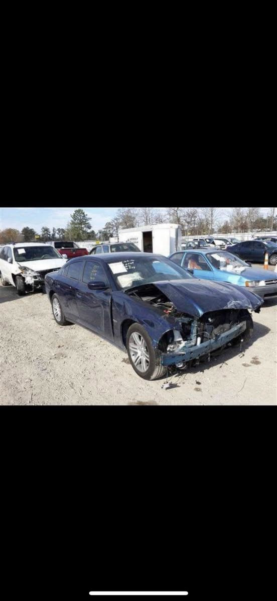 مراوس بجارجر 16 وفوك ولفرق
نقدي
الي بخاطره يدلل 
‏ Dodge Charger 14 RT  
محرك 5700 هيمي 
بيها 6 قطع صبغ ابيع حزام 
السيارة محدثة SRT بالكامل
بصمة + بصمة ابواب 
تشغيل عن بعد
مري قلاب
شاشة كبيرة 
كشنات كهرباء ⚡️ 
كشنات جـلـد + حضن
كشنات تدفئة 🔥  
كشنات خلفية تدفئة
 + مري جانبية تدفئه 
لايت زينون اصلي عالي + ناصي

الاضافات….

فيتم + مساعد جدد 
شوتة KN 
اكسل قفل 3.09
تفريخ وبرمجه طلقات
ادامه لغرفة الاحتراق مصار كم يوم
دعاميات وبنيد ( SRT )
دفيوزر خلفي ( SRT )
لوحيده بالعراق بهذا لون
عليها وايد بدي وكفر سته بستم 
سبيسرات 20 سانتم
مازدات شكل ل 15 متغير ع تلفون 
داخل سياره مغطس + لد بالكاعيات
شفقة جامة خلفية + سبايدر جنطة ( SRT )
  مري جانبية باتمان  السيارة
علية تخم تاير و ويالة  نجمه خسفه القويه + ستدات طلقات
حادث السيارة مال امريكا موجود بالصور  
اخوان السيارة مصروف عليها  وبدون نواقص 
ومرتبة وحلوة وبالعافية ع الياخذها 
مكان سياره بغداد 
ورقمها بغداد الجديد هزه جديده 
سياره بسمي احولك ثاني يوم 
رقم تلفون ***********
سعر سياره 138 ورقه تجي شوف 
بعينك عجبتك بالخير عليك معجبتك 
اخليك ع راسي ❤️
