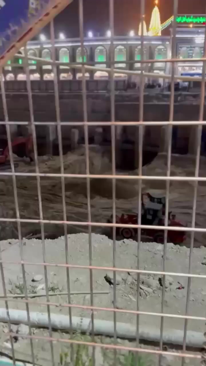 توصيل المسافرين الى مطار بغداد 
توصيل المسافرين الى جميع المحافظات
زيارة المراقد الدينية
توصيل النقليات 
على مدار 24 ساعة 
للحجز ***********
          ***********
