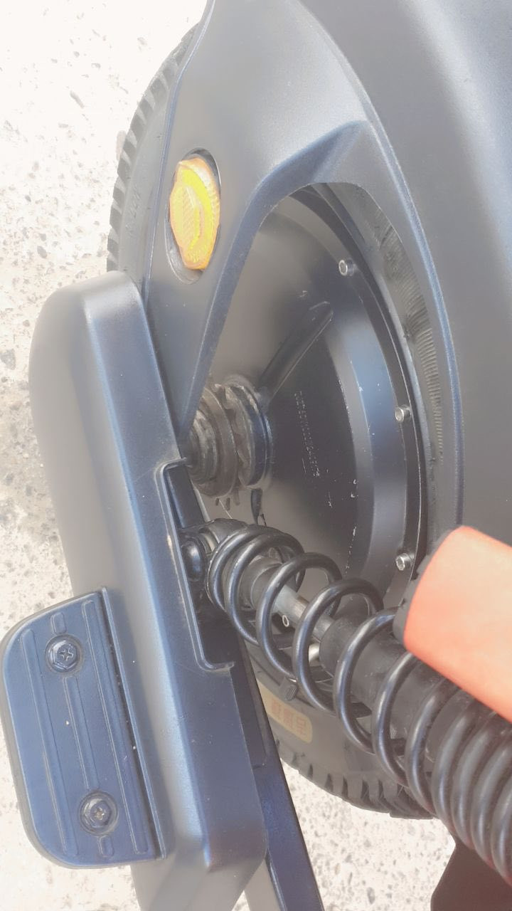 دراجه شحن R9 للبيع
موديل 2025 الدراجه نضيفه ومرتبه وما ناقصها اي شي 5بطاريات الشكل الكبير
اشاير شغالات لايتات صطاب لايت كله شغال السعر  راسلني وتدلل 
عنواني ديالى المقداديه


**إذا كنت صاحب هذا الإعلان وتريد حذفه لأي سبب، رجاءا أرسل رسالة إلى الدعم الفني**