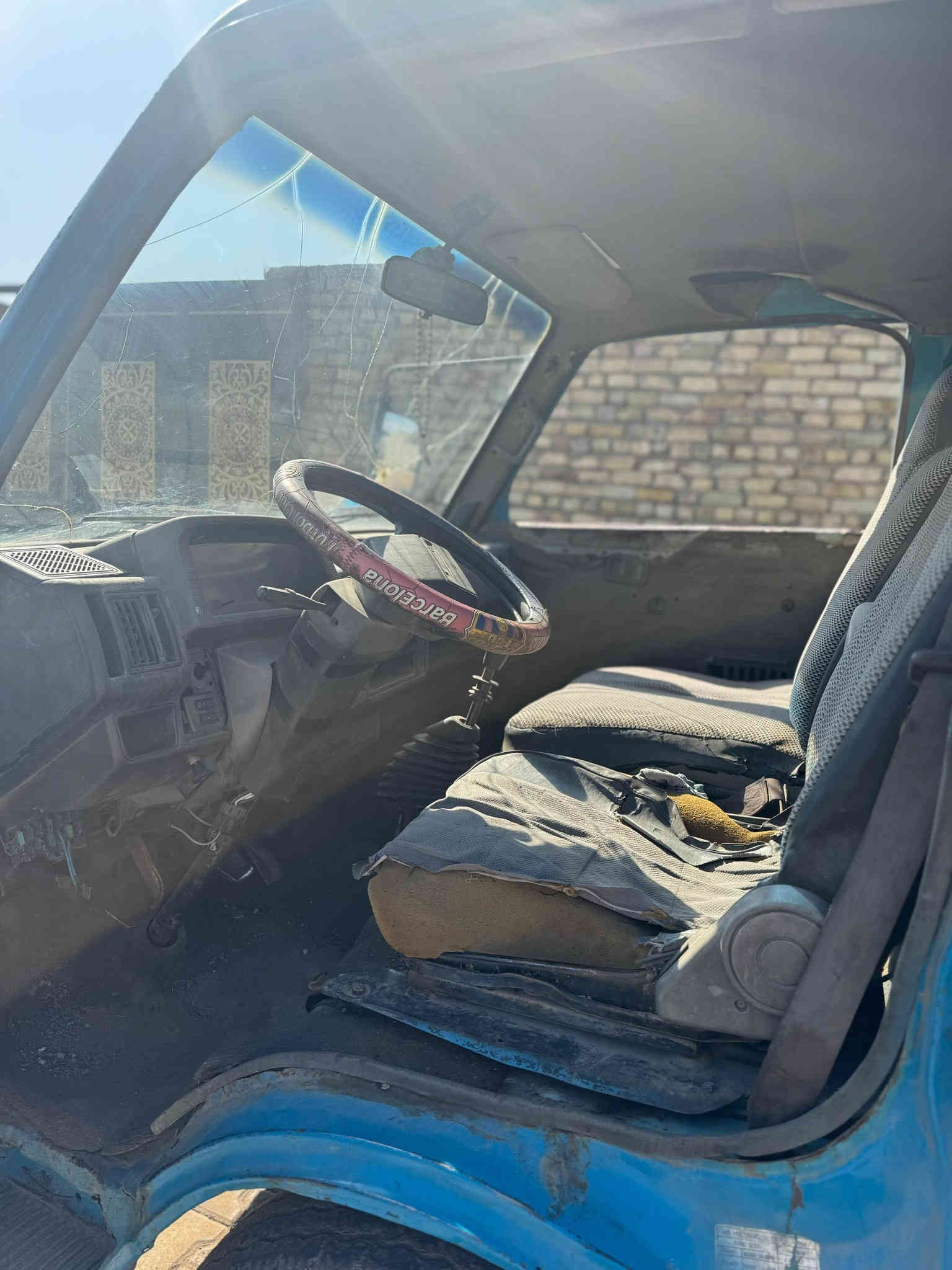 السلام عليكم كيا بنكو موديل 92 سنوية مجدده 29 تحويل ثاني يوم رقم السيارة نجف مكاني بغداد سعرها 35 وبيها مجال
اتصال او واتساب 
***********
