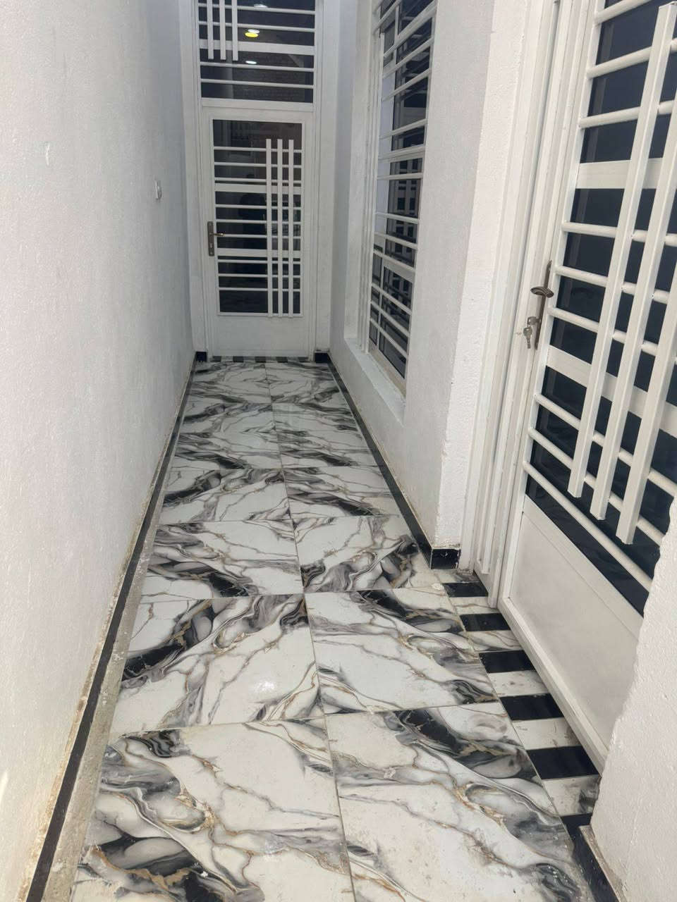 مشتمل للايجار 100 م العنوان الصويرة حي الزهور للاستفسار الاتصال اسيا‏‪***********‬‏
اثير***********
