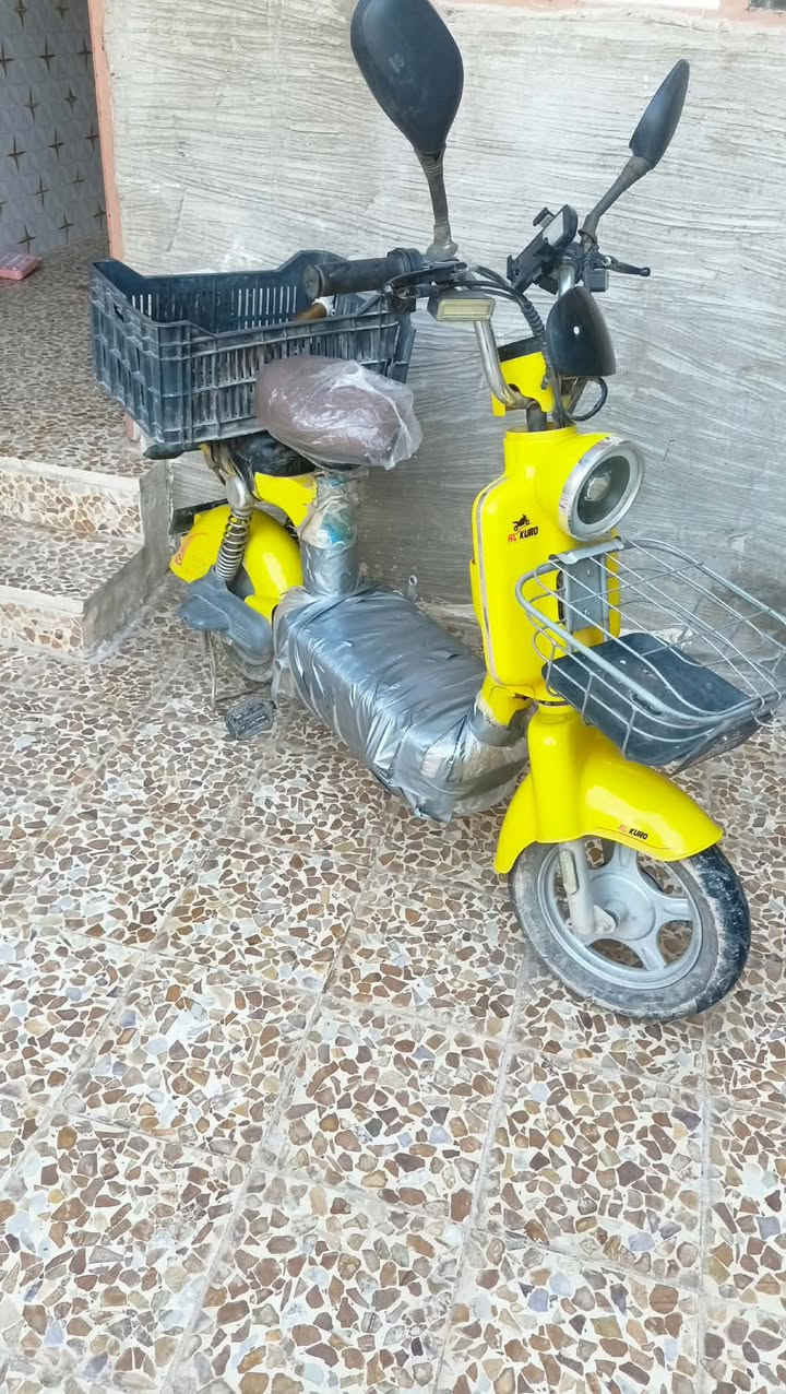 ً
مكلف بالنشر دراجه شحن البيع  
سعر 150 ألف 
اتصال ***********
