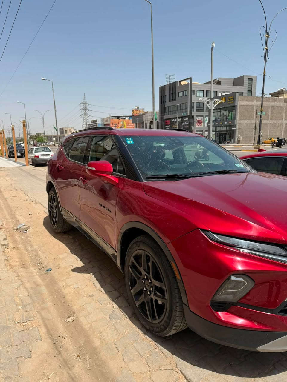 موديل 2024 
ماشيه 34 الف كيلو 
صبغ جامغ عكس سايق  +بنيد 
فئة RS فول عدا الفتحه خمس كامرات كشن هزاز 
رقم بغداد 
محرك سته سلندر
السعر 225$ وبيه مجال 
للأستفسار ***********
