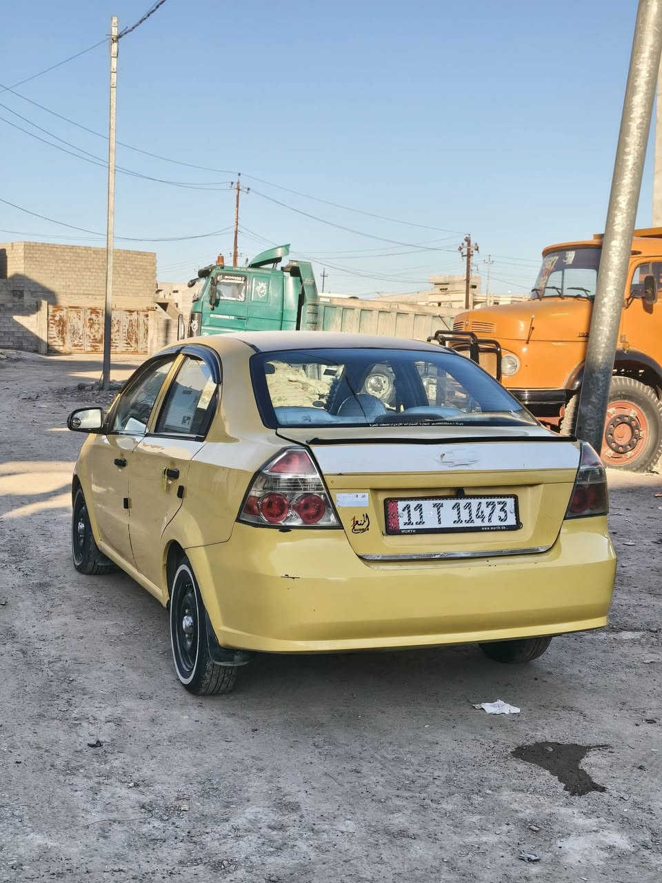 السلام عليكم اڤيو للبيع موديل 2010 كير عادي مكاني موصل/***********
