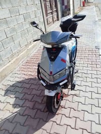 موطور شحن لبيع نضيف وجديد ما نقصة شي سعر موطور 800 ول شراي هذا رغمي 07...